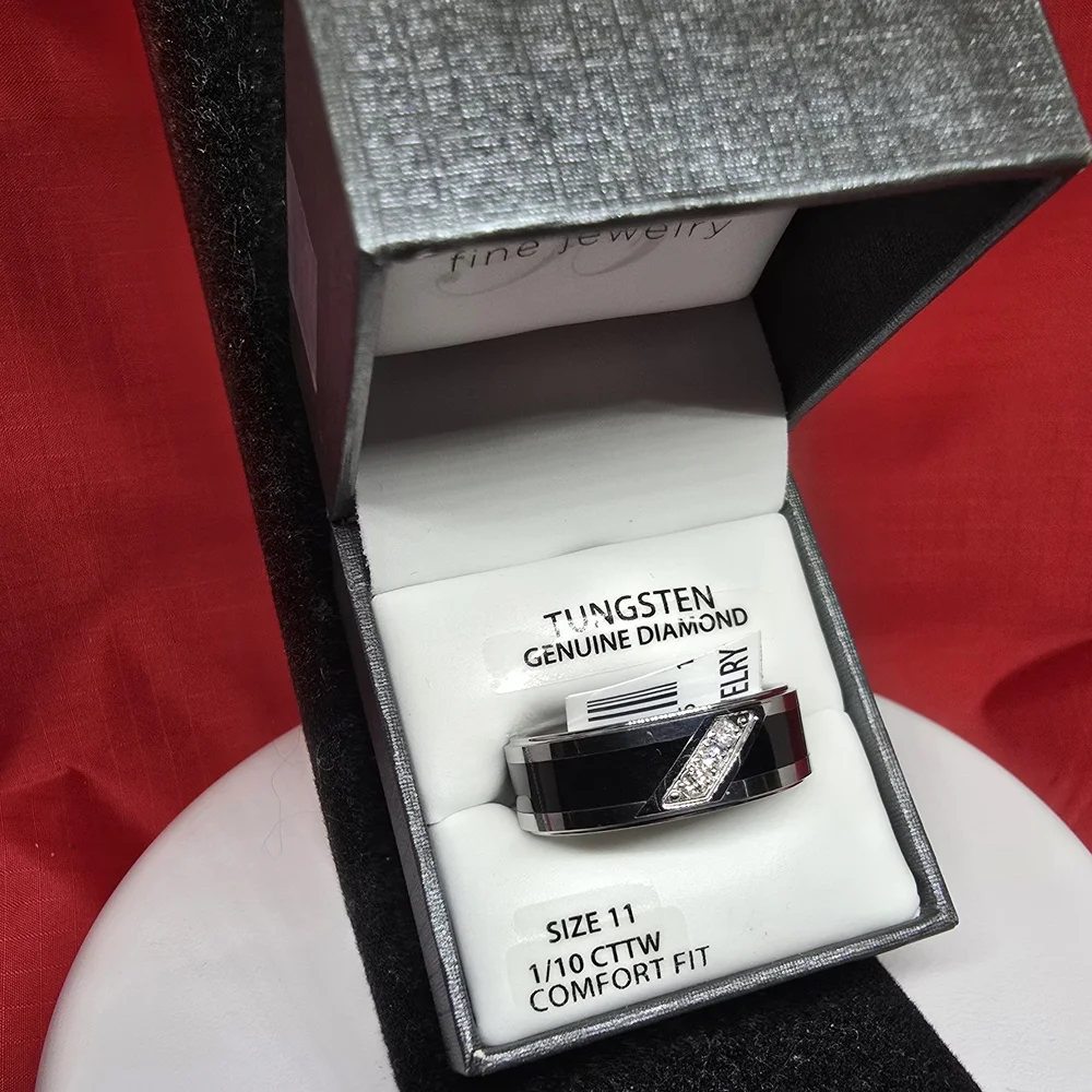 Tungsten Diamond Ring – Black & Silver Two‑Tone – Men’s Heavyweight Band – NWT